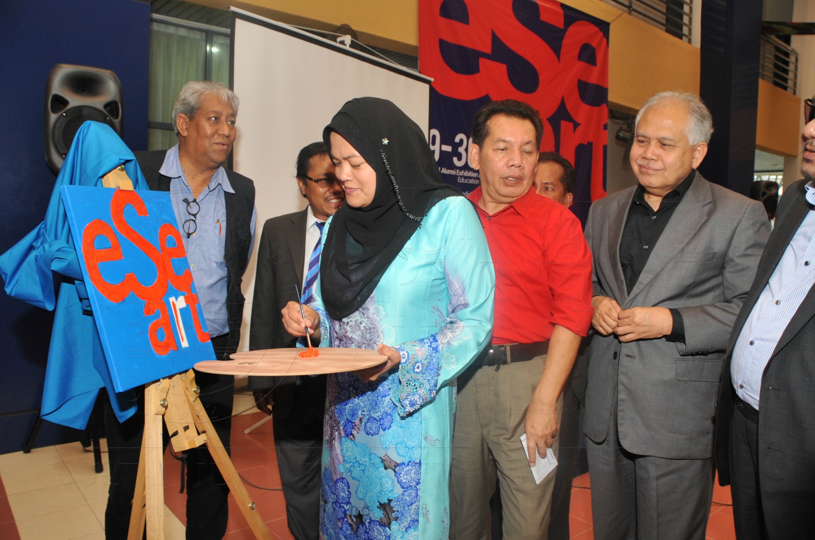 PRO15 173 ESE HAS 2365